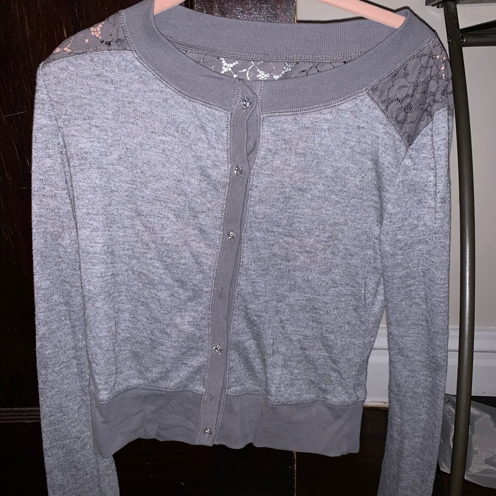 Vera Wang Gray lightweight button up cardigan